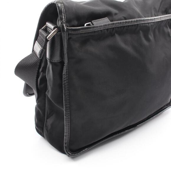 PRADA Black Leather Saffiano Messenger Shoulder Bag